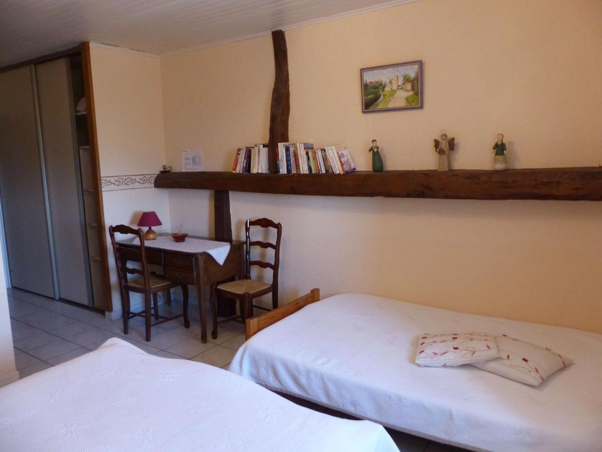 Hotel Le Chaumois Saint-Boil Esterno foto